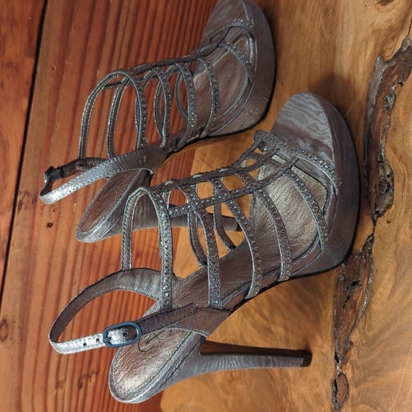 NWT Adrianna Papell | Metallic Silver Rhinestone Strappy High Heels Size 5.5 - Picture 2 of 9
